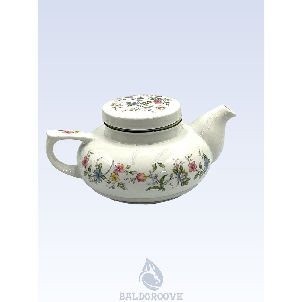 Vintage Andrea By Sadek Corona Porcelain‎ Teapot Floral Design